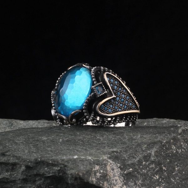 خاتم فضة عيار 925 مرصع بحجر الزيركون الازرق بتصميم رائع
